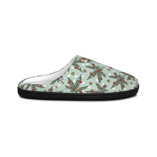 Cannabis Christmas Women's Slippers - Fandom-Made