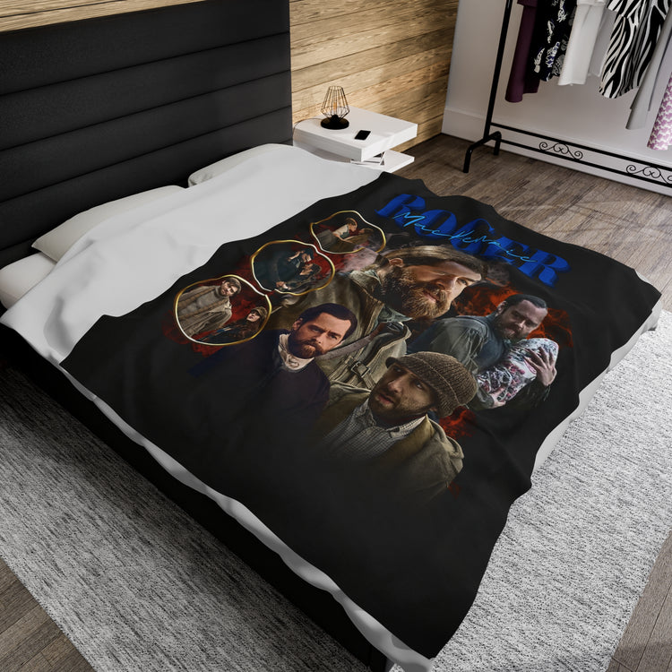 Roger MacKenzie Blanket - Fandom-Made