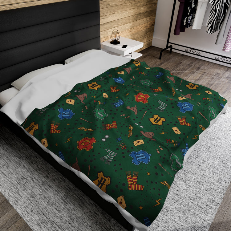 Hogwarts Slytherin House Blanket - Fandom-Made