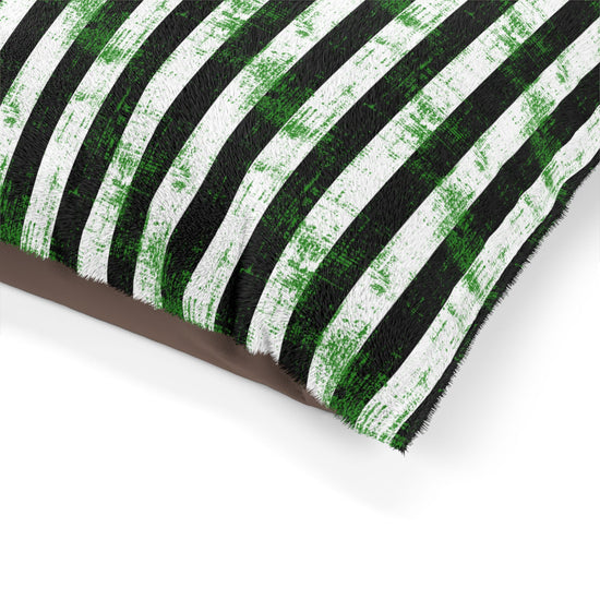 He's Back Pet Bed - Fandom-Made