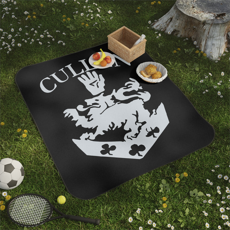 Cullen Crest Picnic Blanket - Fandom-Made