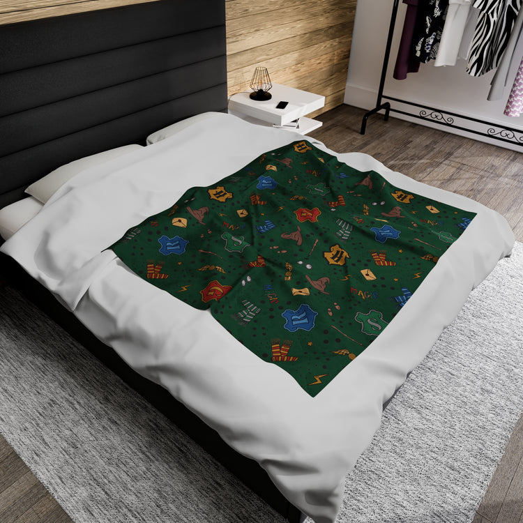 Hogwarts Slytherin House Blanket - Fandom-Made