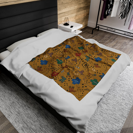Hogwarts Hufflepuff House Blanket - Fandom-Made