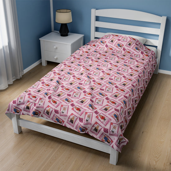 The Plastics Blanket - Fandom-Made