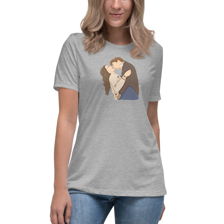 Edward and Bella Prom Kiss Women's Relaxed T-Shirt - Fandom-Made