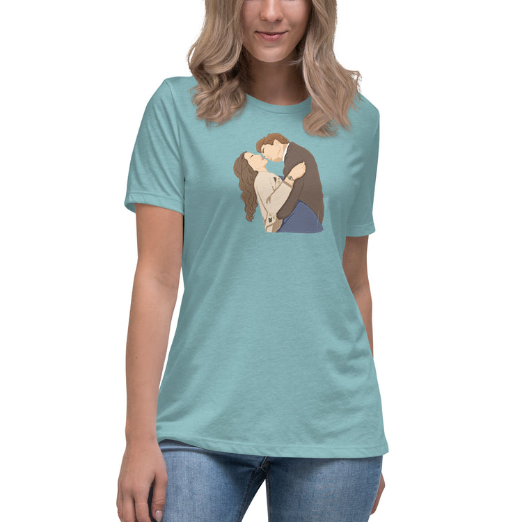 Edward and Bella Prom Kiss Women's Relaxed T-Shirt - Fandom-Made