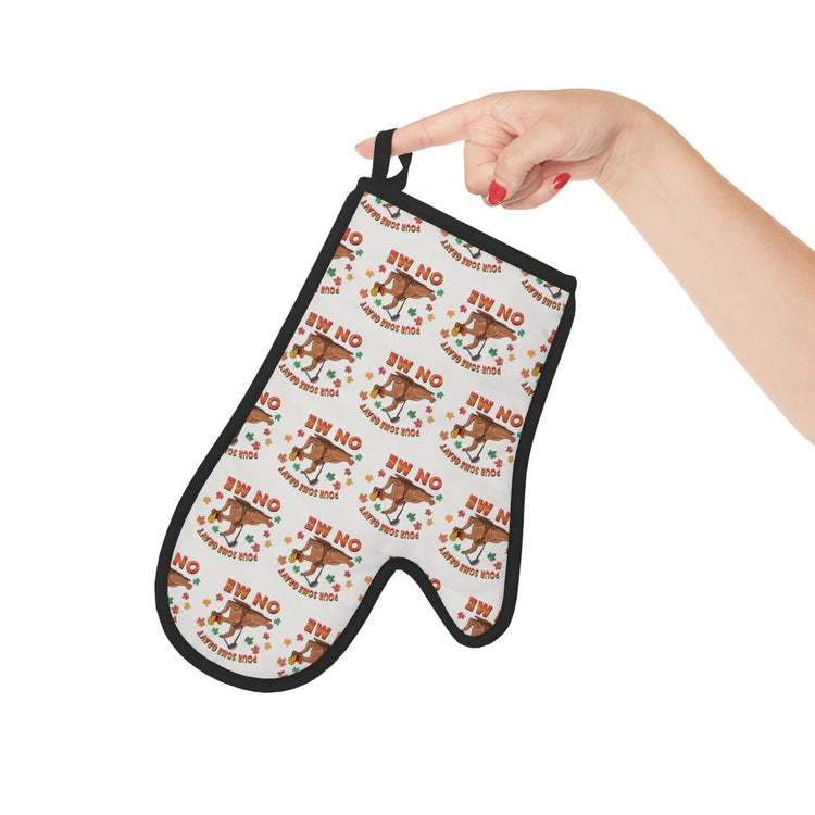 Pour Some Gravy On Me Oven Glove - Fandom-Made
