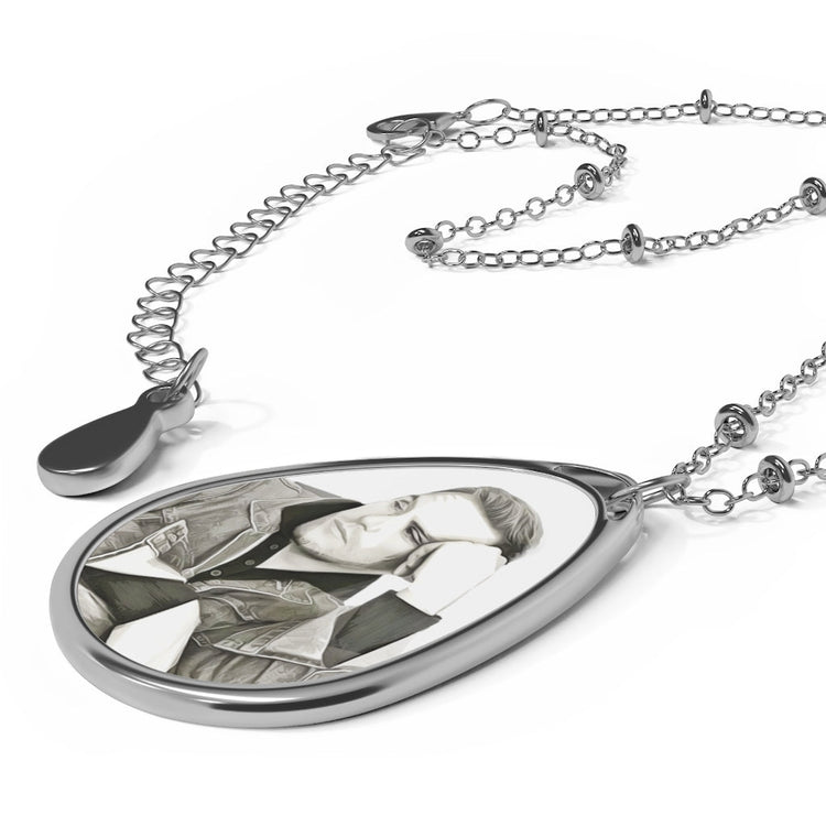 Sam Heughan Black & White Oval Necklace - Fandom-Made