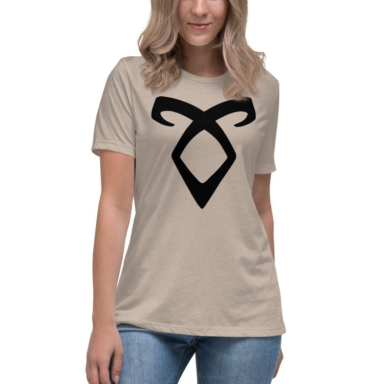 Women's Relaxed T-Shirt - Fandom-Made
