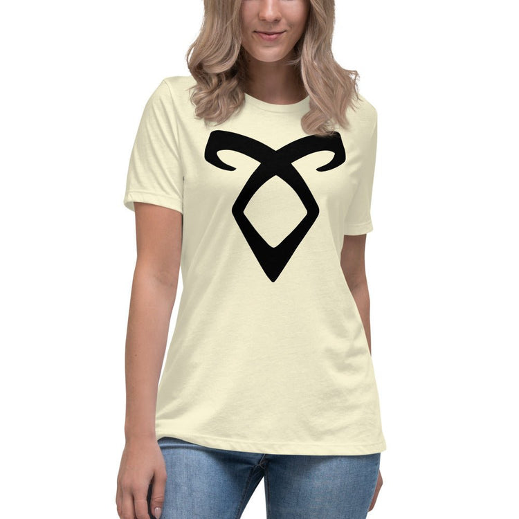 Women's Relaxed T-Shirt - Fandom-Made
