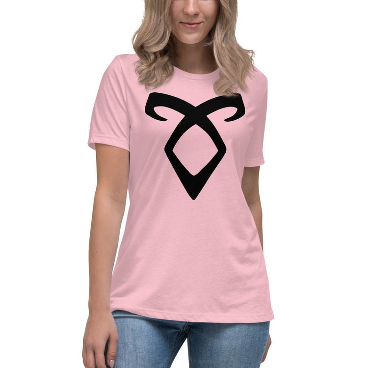 Women's Relaxed T-Shirt - Fandom-Made