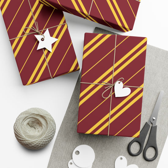 Gryffindor Gift Wrap Paper - Fandom-Made