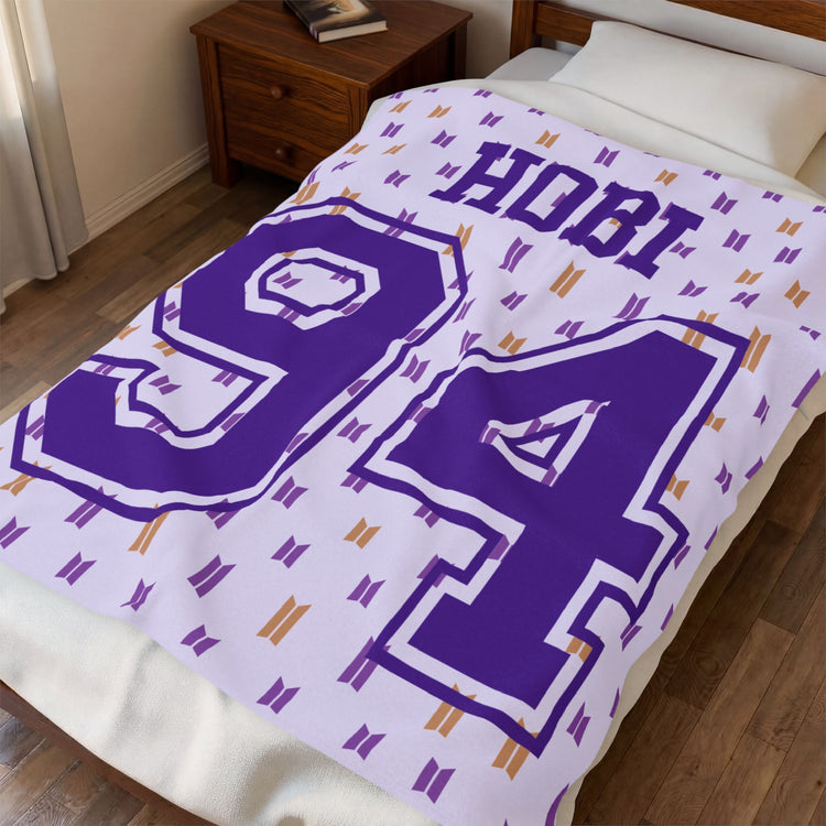 Hobi 94 Velveteen Plush Blanket