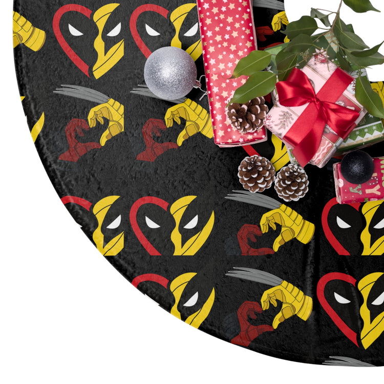 Deadpool Wolverine Tree Skirt