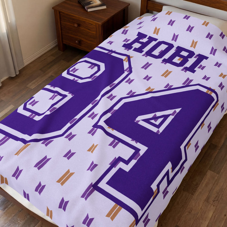 Hobi 94 Velveteen Plush Blanket
