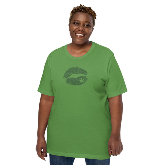 Pot Lips Unisex T-Shirt - Fandom-Made