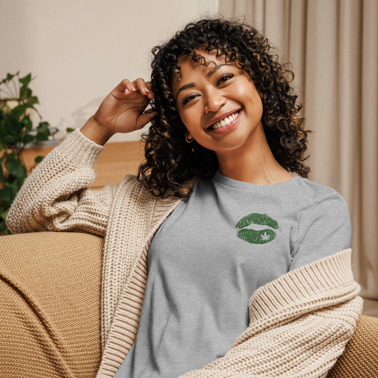 Pot Lips Women's Relaxed T-Shirt - Fandom-Made