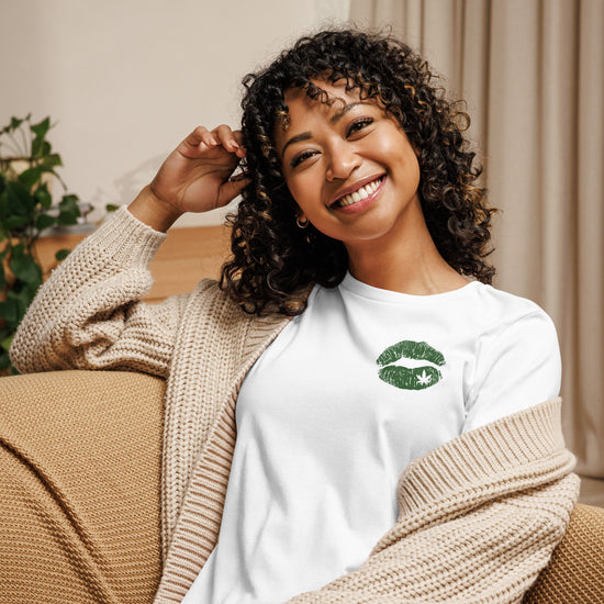 Pot Lips Women's Relaxed T-Shirt - Fandom-Made