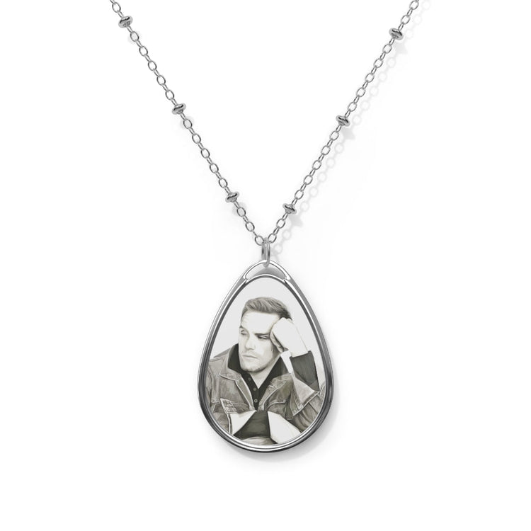 Sam Heughan Black & White Oval Necklace - Fandom-Made