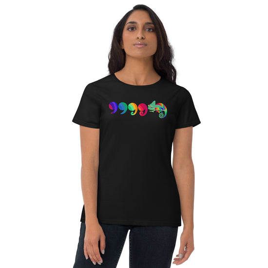 Comma Comma Comma Chameleon Women's T-Shirt - Fandom-Made