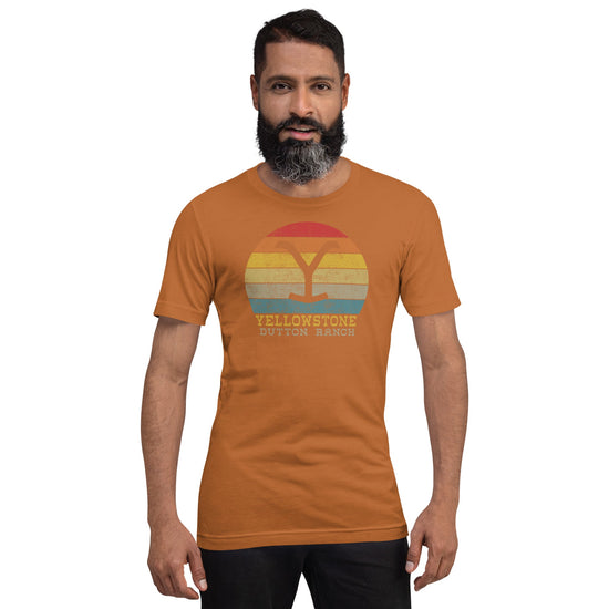 Yellowstone t-shirt - Retro Sunset - Fandom-Made